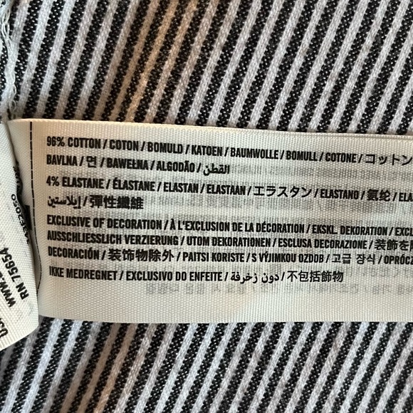 •Hollister• Railroad Striped Mini Skirt - Size Medium - Picture 6 of 7